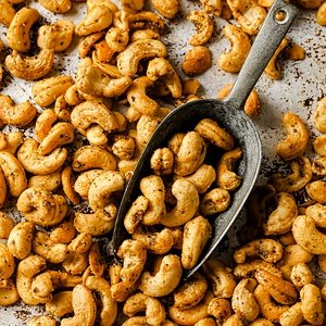Masala Cashews – Crunchy, Spicy & Flavorful Snack